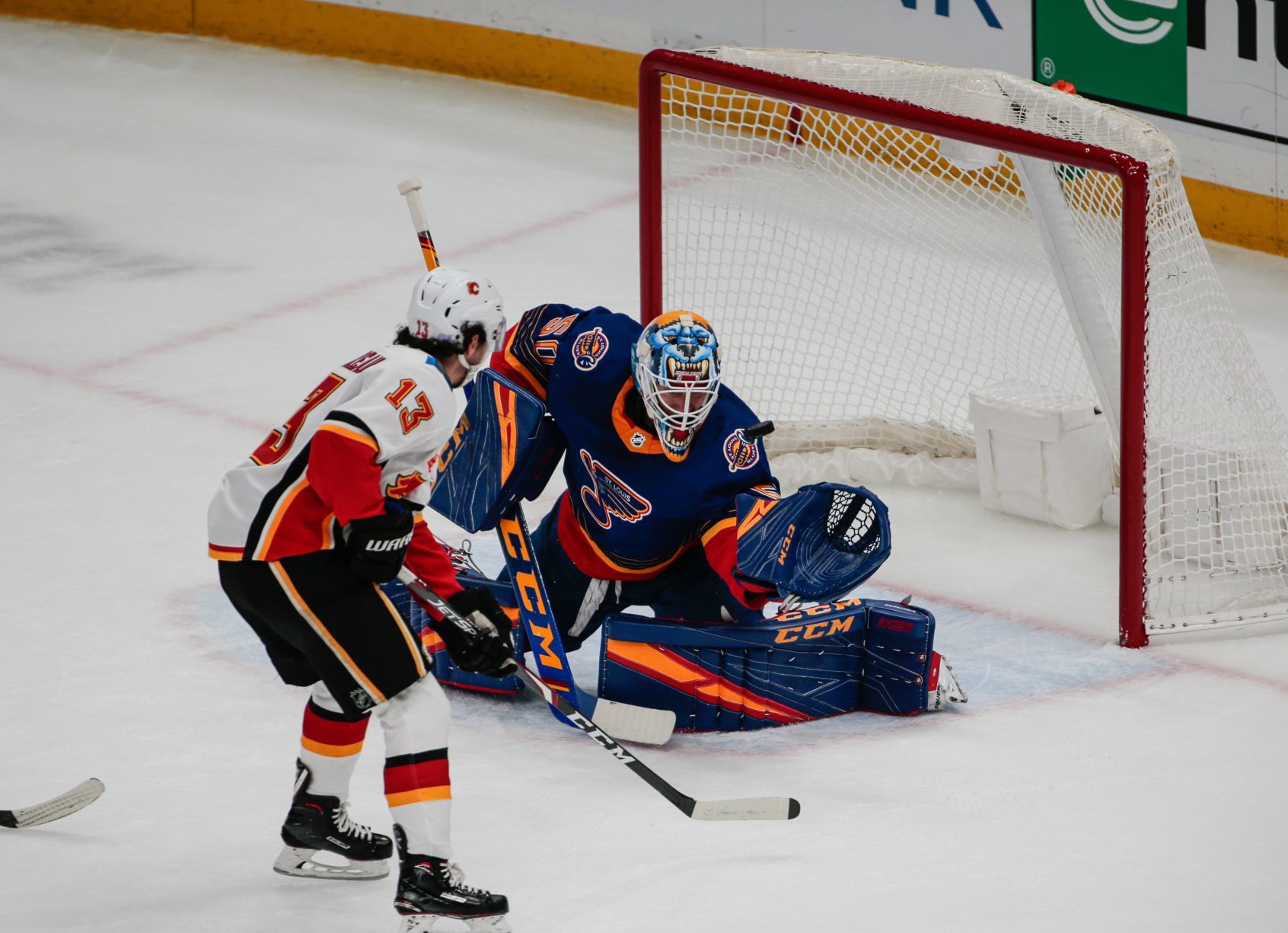 Blues take on Calgary Flames at the Enterprise Center